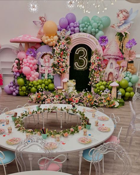 It’s all in the details ❤️ Fairy themed party decor done right! Full Event Decor: @bloomsandpaper Venue: @bloomsandpapereventspace Let us help you turn your vision to life. Let us help you WOW your guests🩷 ____________________________ For Booking or Inquiries: 📲DM or Email us: 💌 Info@bloomsandpaper.com Or fill out our Contact Form: 💻 www.bloomsandpaper.com ____________________________ #Fairybirthday #Fairyfirsttheme #fairytheme #fairiesandbutterflies #PartyDecor #SurreyBC #VancouverBC #Ev... Lantern Theme Party, Fairies Birthday Theme, Fairytale Birthday Theme, Fairy Tale Decor, Fairy Theme Birthday Party, Fairytale Birthday, Fairy Theme Party, Fairy Garden Birthday Party, Fairy Theme