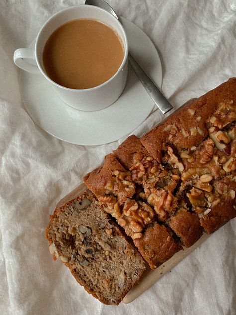 The Best Gluten Free Banana Bread. #bananabread #healthybaking #grainfree #glutenfree #dairyfree #paleobananabread #baking #morning #snacks #healthysnacks Gluten Free Baking Aesthetic, Gluten Free Aesthetic, Banana Bread Aesthetic, Gathered Nutrition, Banana Bread Recipe Gluten Free, Banana Bread Breakfast, Baking Banana Bread, Banana Bread Healthy, Morning Snacks