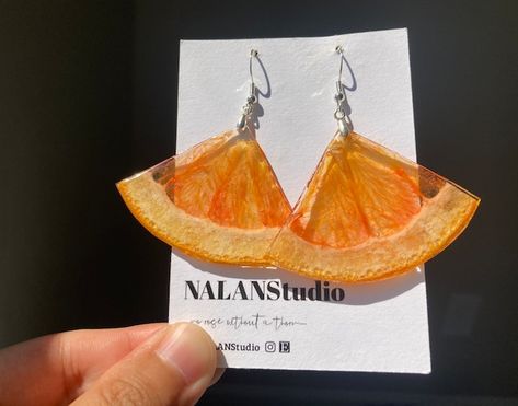 Dried Fruit Resin, Dried Fruit Earrings, Fruit In Resin, Fruit Clothes, Silly Earrings, Crazy Earrings, Resin Earring, Weird Jewelry, Dry Fruit