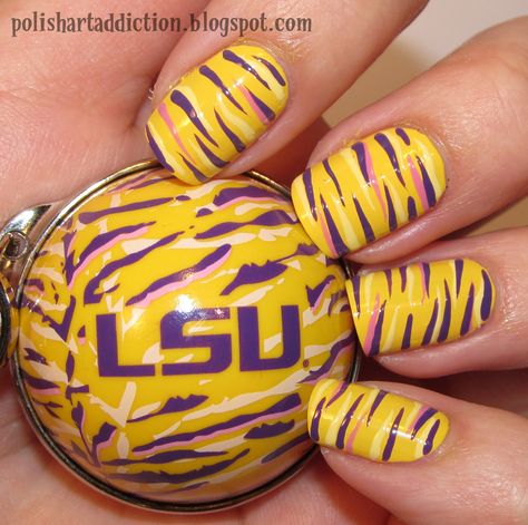 Cute Neutral Nails, Football Nail Designs, Lsu Babies, Lsu Game, Football Nails, Tiger Nails, Lsu Fans, Lsu Football, Fingernail Designs