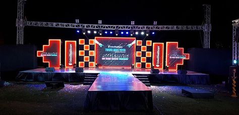 Stage Design With Led Screen, Led Screen Stage Design Wedding, Event Stage Design Backdrops, Led Screen Stage Design, Led Stage Design, Sangeet Theme, Sangeet Stage, Street Decoration, Exhibition Display Design