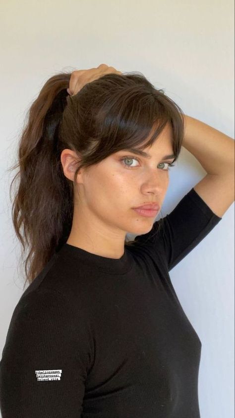 "Embracing timeless elegance with a modern twist - channeling the spirit of Brigitte in today's world. 💫 #ModernBrigitte #TimelessElegance #FashionInspo" Rambut Brunette, Bangs With Medium Hair, A Ponytail, A Pony, Haircuts Straight Hair, Long Hair With Bangs, Cut My Hair, Haircut Ideas, Aesthetic Hair