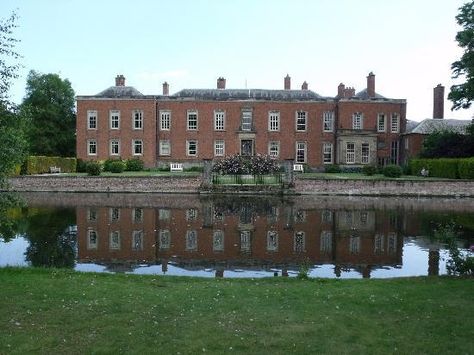 Dunham Massey, British Manor, Manor Houses, Greater Manchester, Great House, National Trust, Architecture Fashion, Manor House, Garden View