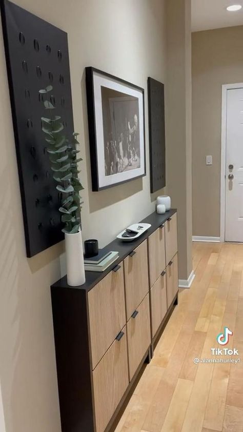 Small Apartment Entry, Entry Shoe Storage, Apartment Entry, Minimalist Home Furniture, Ikea Shoe Cabinet, Ikea Shoe, Diy Ikea, Home Entrance Decor, Home Design Living Room