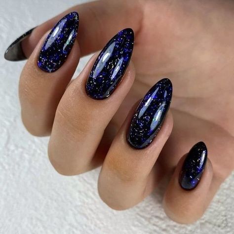 Nail Design Elegance - Unveiling Top Trends for Fashion-Forward Women January Nail Colors, January Nails, November Nails, Lavender Nails, Cute Acrylic Nail Designs, Nail Fashion, Nail Styles, Chic Nails, Matte Nails