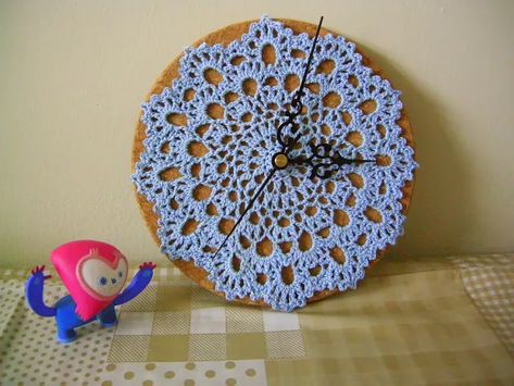 Crochet Doily Clock - Asmi Handmade Cork Trivet, Stool Covers, Falling Snow, Indian Sweet, Diy Clock, Crochet Mandala, Crochet Doily, Michael Store, Crochet Home