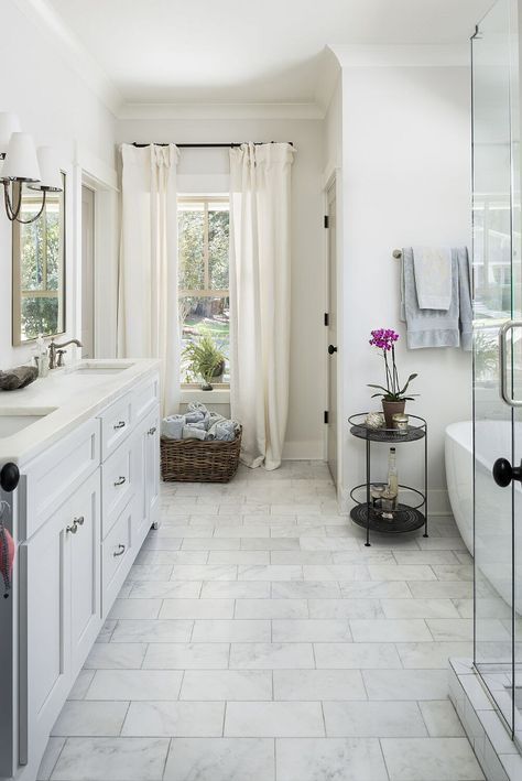 This master bathroom is so elegant! White Marble Bathroom Floor, White Marble Bathroom, Carrara Marble Bathroom, Marble Bathroom Floor, White Marble Bathrooms, White Marble Floor, Large Bathroom, Bathroom Countertops, Tile Flooring