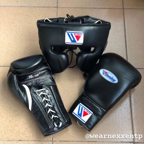 Kickboxing Outfit, Boxing Aesthetic, Boxer Aesthetic, Winning Boxing, Martial Arts Equipment, Boxing Gear, Boxing Posters, Boxing Boots, Kickboxing Workout