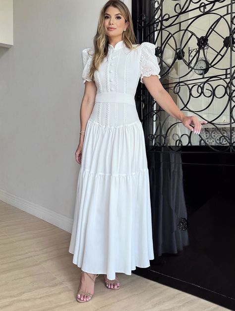 White Dress Classy Formal, White Dress Classy, Romantic White Dress, Civil Dress, Pretty White Dresses, Summer Elegance, Elegant Outfit Classy, Baptism Outfit, Elegant Dresses Classy