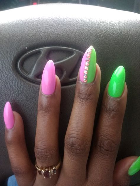 Loving these pink and green nails! Alpha Kappa Alpha Nail Designs, Pink And Green Nails Aka, Alpha Kappa Alpha Nails, Aka Nail Designs, Pink And Green Ombre Nails, Pink And Green Nails Acrylic, Pink And Green Nail Designs, Pink And Green Nails Design, Aka Nails