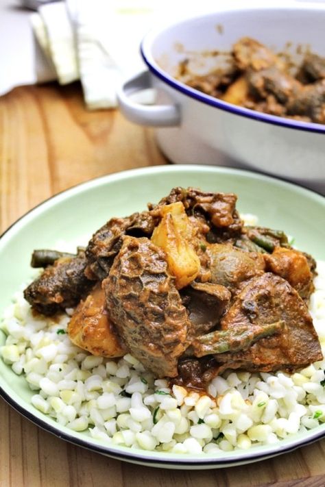 South African Mogodu (tripe) by Mzansi Style Cuisine Mogodu Tripe, Zambian Food, Tripe Recipes, South African Dishes, African Foods, Beef Steak Recipes, Africa Food, African Cooking, South African Recipes