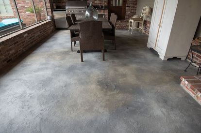 staining concrete and patio tour, concrete masonry, flooring, painting, patio Stained Concrete Patio Outdoor, Acid Stained Concrete Patio, Outdoor Concrete Stain, Sponge Painting Walls, Staining Concrete, Concrete Stain Patio, Patio Oasis, Acid Stained Concrete, Acid Stain