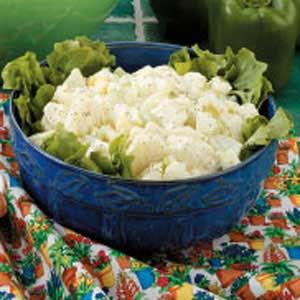 Celery Seed Potato Salad Recipe -From Branchville, New Jersey, field editor Grace Yaskovic shares this fresh-tasting potato salad seasoned with onion and celery seed. The mayonnaise dressing gets its sweetness from sugar and whipping cream, and its tang from mustard and sugar. Potato Salad With Celery, Sweet Hot Pickles, Making Potato Salad, Mayonnaise Dressing, Homemade Potato Salads, Southern Potato Salad, Potato Salad With Egg, Classic Potato Salad, Paprika Potatoes