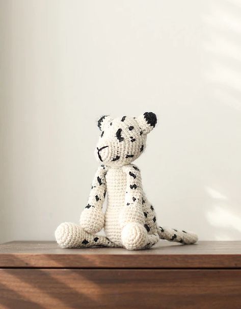 Ravelry: Mae the Snow Leopard pattern by Kerry Lord Snow Leopard Crochet, Crochet Leopard Pattern, Leopard Crochet, Snow Panther, Crochet Butterfly Free Pattern, Crochet Book, Crochet Butterfly, Crochet Books, Crochet Coasters