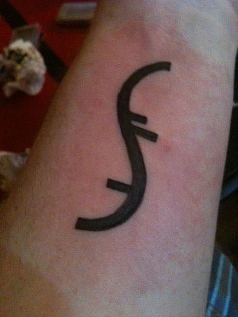 Tattoo of the Godsend helix symbol from Heroes I’m The Hero Of This Story Tattoo, Keith Max Helios Rising Heroes, Helix Tattoo Ideas, Hero Tattoo, Heroes Tv Series, Heroes Reborn, Hedera Helix, Tattoo Meaning, First Tattoo