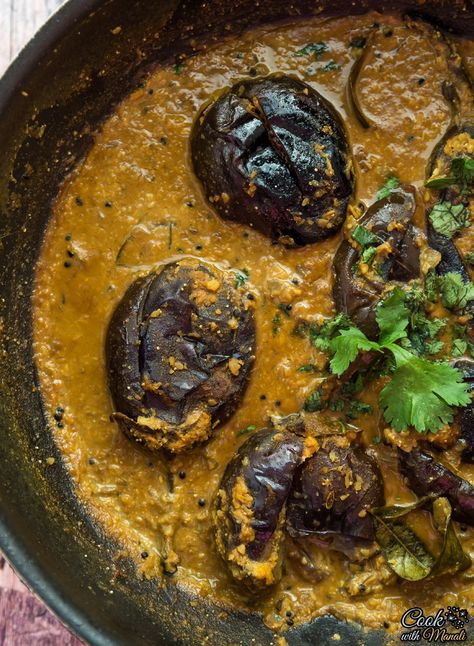 Baby eggplants cooked in a peanut-coconut curry. [Vegan] Find the recipe on www.cookwithmanali.com Indian Eggplant Recipes, Bagara Baingan, Baingan Recipe, Baingan Bharta, Baby Eggplant, Zucchini Aubergine, Peanut Curry, Eggplant Curry, North Indian Recipes