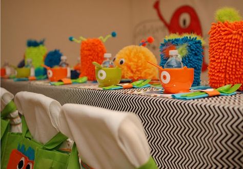 Monster Centerpieces, Monster Room, Little Monster Party, Monster Baby Showers, Monster Birthday Party, Little Monster Birthday, Monster 1st Birthdays, Monster Birthday Parties, Monster Theme