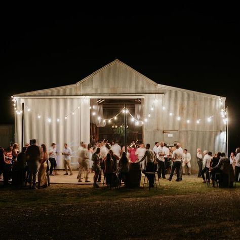 Kimo Estate™️ Weddings and Accommodation on Instagram: "“The Grain Shed”, unassuming from the outside during the day. At night it takes on a different character. Once inside it again takes on a whole new personality again turning into a magical wedding venue. #thegrainshedkimo #weddingvenue #wedshedvenue #barnwedding #sydneywedding #canberrawedding" Shed Reception, Shed Wedding Reception Decoration, Shed Wedding Reception, Shed Wedding, Barn Wedding Reception, New Personality, Country Theme Wedding, Aesthetic Wedding, Barn Reception