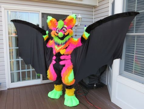 Bat Fursuit, Bat Fursona, Unique Fursuits, Dragon Fursuit, Fursuit Ideas, Fursuit Tutorial, Good Pics, Cute Costumes, Rainbow Loom