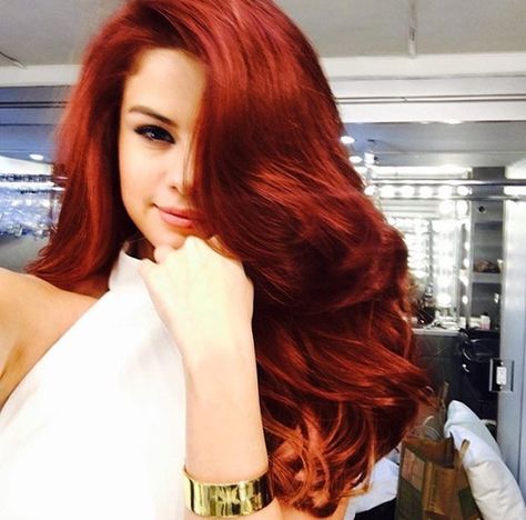 Selena Gomez red hair Selena Gomez red head Selena Gomez 2019 Selena Gomez Red Hair, Latina Red Hair, Selena Gomez 2019, Jenn Im, Different Hair Colors, Red Head, Number 7, Hair Dye, Hair Colors