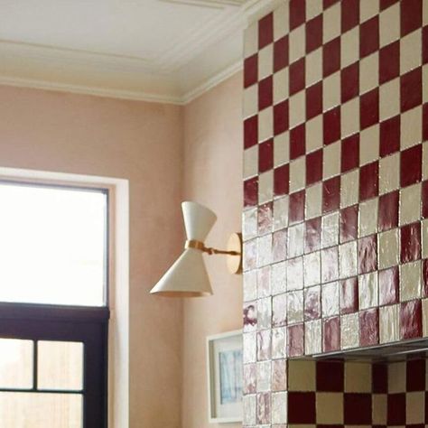 Jane Rockett on Instagram: "Traditional meets eclectic in @matildagoad BEAUTIFUL kitchen! ❤️ I’ve got a soft spot for the checkered red and white tiles and I just love the attention to detail in the room. From the panelled pantry doors to the pink plaster walls and the sage green cabinets… I adore everything. What do you think? 🤍❤️🤍 📸 @yukisugiura.photo Kitchen found via @thenordroom . . . #kitchen #traditionalkitchens #kitchensofinstagram #kitchenware #kitchendecor #kitchenrenovation #kitcheninspiration #myhousethismonth #dreaminterior #myhomevibe #quirkykitchen #quirkydecor #eclectichome #myeclecticmix #tiles #tileslover #matildagoad #housetour #homesofinsta #englishkitchen #englishkitchendesign #rockettstgeorgestyle #rockettstgeorge #iloverockettstgeorge #makeeverythingbeautiful #sur Red Tile Kitchen Floor, White Tiles Floor, Red Tile Kitchen, English Kitchens Design, Sage Green Cabinets, Matilda Goad, Photo Kitchen, Quirky Kitchen, London Kitchen