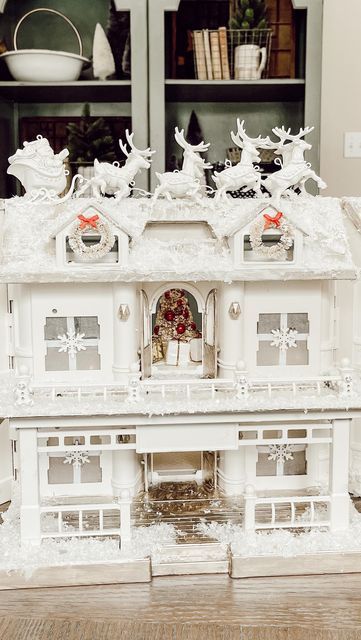 Gingerbread Dollhouse Makeover, Dollhouse Christmas Decorations Diy, Repurpose Dollhouse, Christmas Dollhouse Makeover, Diy Christmas Dollhouse Makeover, Doll House Makeover Christmas, Christmas Dollhouse Diy, Christmas Village Redo, Dollhouse Update