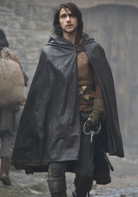 S1ep1 The Musketeers, Luke Pasqualino, Medieval Clothes, Medieval Clothing, Peregrine, Fantasy Aesthetic, High Fantasy, Fantasy Inspiration, Medieval Fantasy