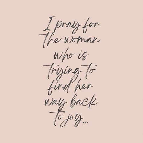 Lauren Fortenberry on Instagram: "Dear God, I pray for the woman who is trying to find her way back to joy. Lord, the heavy days have burdened her soul, and she is ready to break the chains of hurt and grief. Remind her, Father, that there is no part of her heart that Your light will not heal. In Your Holy Name, Amen ❤️" Heavy Heart Quotes, Single Mom Life, Being Prepared, Heavy Heart, Prayer Times, Big Things, Heart Quotes, Dear God, I Pray