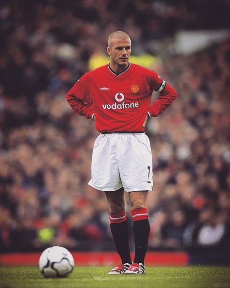 Man Utd Legends, David Beckham Man Utd, David Beckham Manchester United, Audi Wallpaper, Coach Soccer, Manchester United Logo, Manchester United Team, Manchester United Legends, Birthday Quotes For Me