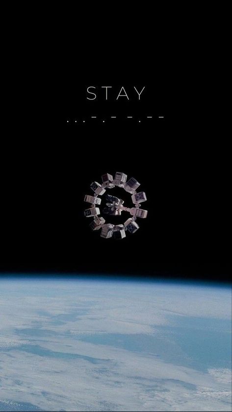 Interstellar Movie, Pinterest Wallpaper, Space Phone Wallpaper, Wallpaper Sky, Space Artwork, Movie Posters Minimalist, Wallpaper Space, Movie Wallpapers, Space Station