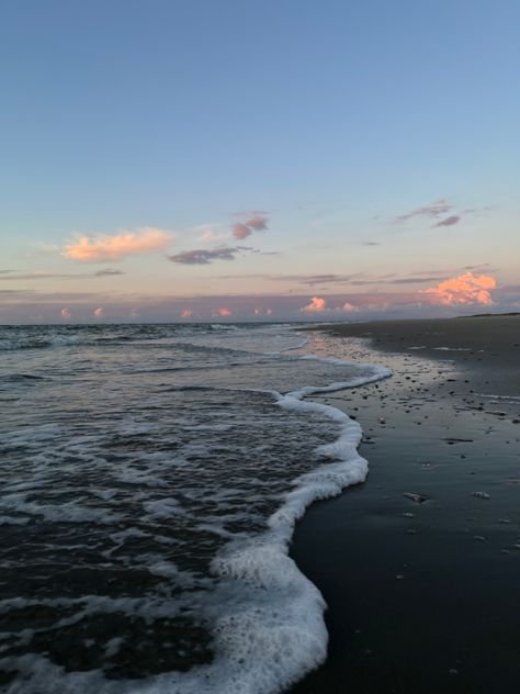 VACATION TIME NORTHSEA GERMANY🌅 Beautiful Beach on the sweet Island Juist. This day we got a sweet pink, like candy sunset on our lovely german Island. This picture will be perfect to be an asthetic, beach vibes background for your phone. I am in love with these colors. #beach #pastel #soft #rosa #blue #sky #juist #asthetic #pastelasthetic Backgrounds For Your Phone, Beach Aesthetic, Beach Vibe, Beautiful Beaches, Vision Board, Germany, Water