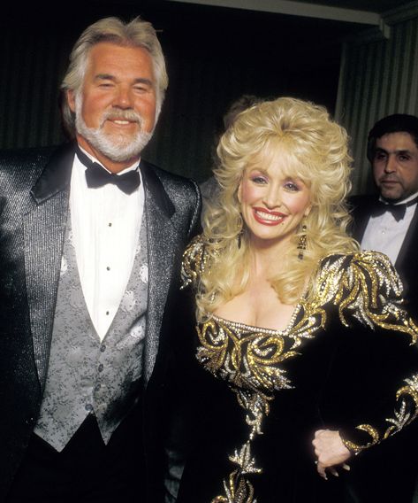 Dolly Parton Shares A Tearful Tribute To Kenny Rogers After His Passing #refinery29 Dolly Parton Husband, Dolly Parton Kenny Rogers, Dolly Pardon, Halsey Singer, Dolly Parton Pictures, Kenny Rogers, Lynda Carter, Country Music Artists, Music Memories