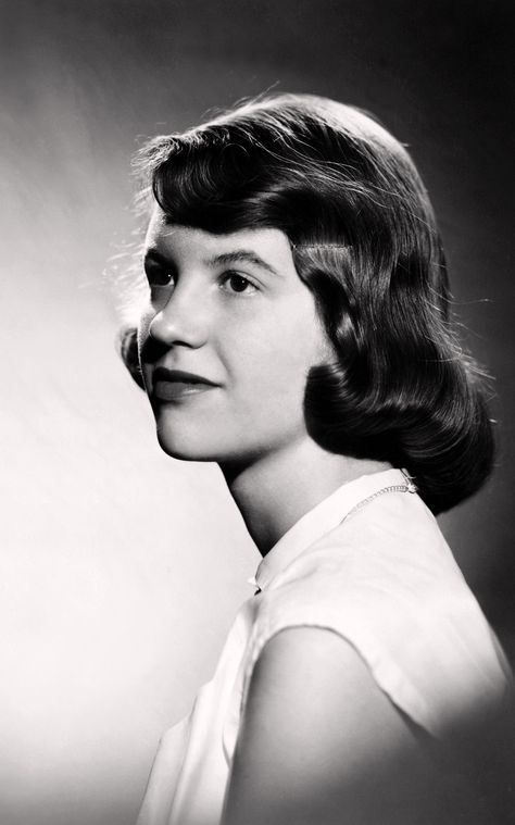 Sylvia Plath: her life in art and photographs – in pictures Sylvia Plath Poetry, Journals Of Sylvia Plath, Silvia Plath, Lady Lazarus, Generation Years, Ted Hughes, Famous Writers, Famous Poets, Story Writer