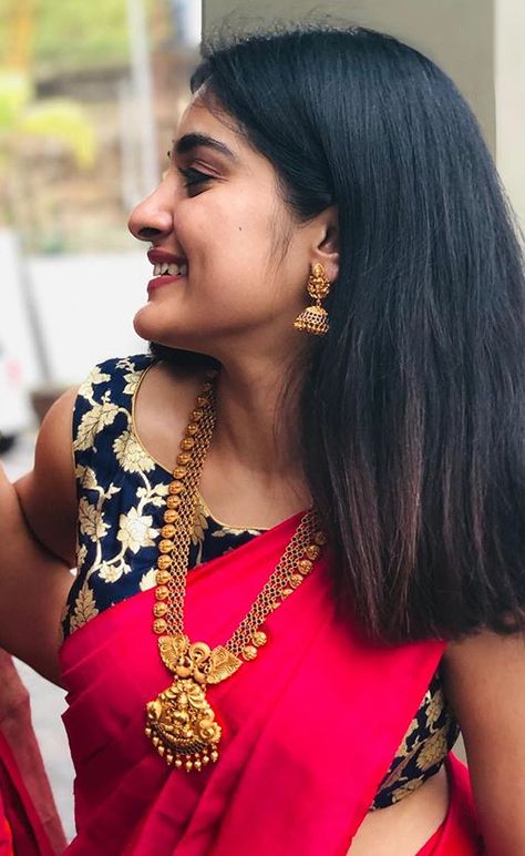 Nivetha Thomas Hot Back, Nivetha Thomas Hd Pics, Trisha Saree, Niveda Thomas, Priyanka Jawalkar, Nivetha Thomas, Side Pose, Model Top, Actress Pics