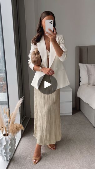 192K views · 8K reactions | ad. styling a cream blazer for summer with @tuclothing ! definitely one of my most worn wardrobe staples ☺️🤍 which outfit is your favourite? #TuWorksEveryTime | Emma Hothersall 🤍 | LEO ISLO · Higher Living Blazer Cream Outfit, Emma Hothersall, Blazer For Summer, Cream Blazer, Wardrobe Staples, Everyday Fashion, Blazer, Wardrobe, Cream