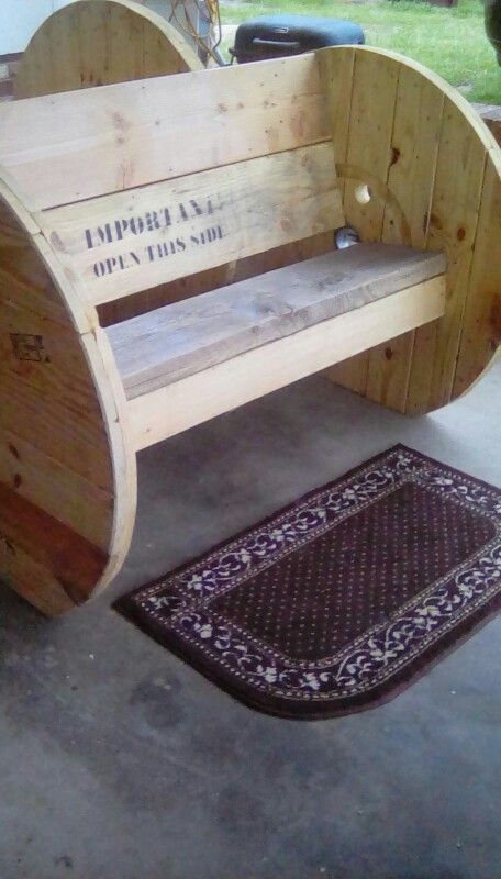 Wire Spool Bench. Created by MAN. #2 Spool Bench, Wooden Spool Projects, Woodworking For Beginners, Spool Furniture, Spool Tables, Wire Spool, Spool Crafts, Wood Spool, Outside Furniture