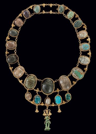 TWENTY-TWO EGYPTIAN SCARABS -  MIDDLE KINGDOM TO PTOLEMAIC PERIOD, CIRCA 2000-30 B.C. Starověký Egypt, Egyptian Revival Jewelry, Egypt Jewelry, Ancient Egyptian Jewelry, Ancient Jewels, Bijoux Art Nouveau, Egyptian Scarab, Egyptian Artifacts, Middle Kingdom