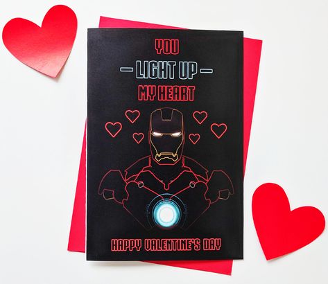 Marvel Valentines Cards, Valentine Cards For Boyfriend, Marvel Valentines, Iron Man Gift, Iron Man Birthday, Valentines Gift Card, Diy Gifts For Men, Bff Gifts Diy, Scrapbook Gift