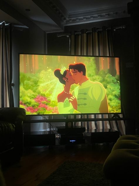 Princess And The Frog Matching Tattoos, The Princess And The Frog Aesthetic, Princess And The Frog Movie Night, Watching Disney Movies Aesthetic, Watching Cartoons Aesthetic, Princess And The Frog Photoshoot, Princess And The Frog Aesthetic, Princess And Frog, Black Disney Princess