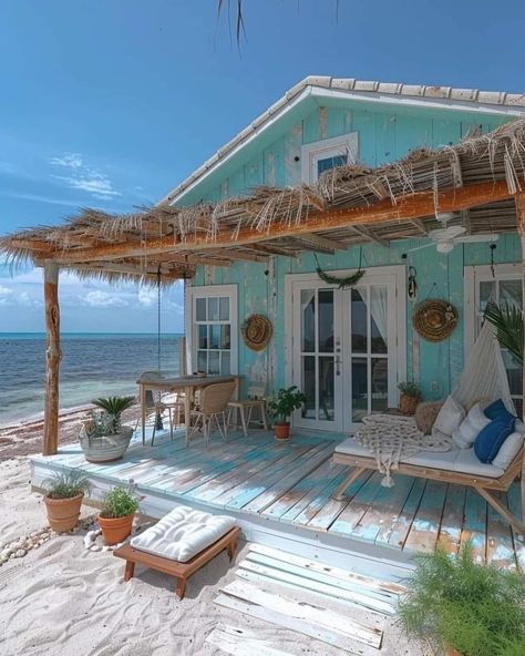 Beach Shack Exterior, Cap Vert, Dream Life House, Dream Beach Houses, Hawaii Homes, Surf House, Beach Shack, Beach House Design, Beach Bungalows