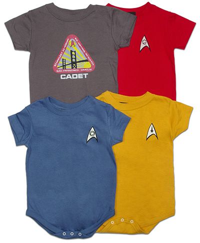 Love it! Star Trek Baby, Nerd Baby, Star Trek Uniforms, Geek Baby, Think Geek, Geek Chic, Baby Body, Future Baby, Baby Love