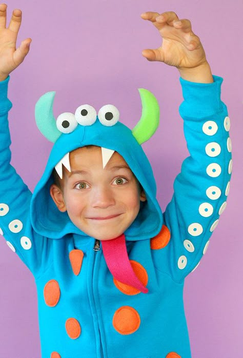 Halloween-Costume-Monster-Costume Best Toddler Halloween Costumes, Monster Valentine, Hoodie Halloween Costumes, Diy Costumes Kids Boys, Diy Fantasia, Handmade Halloween Costumes, Monster Costume, Diy Monsters, Monster Hoodie