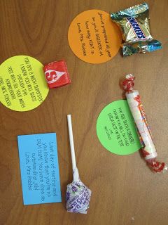 The Little Things: Testing Motivational Treats.  I like that these are small and easy!  You could do one little goodie for each testing session. Testing Treats, Student Treats, Testing Encouragement, Testing Motivation, Pregnancy Calculator, School Testing, Classroom Treats, Edible Crafts, Classroom Fun