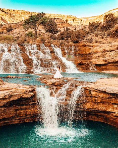 Best hidden places in Utah you need to add to your bucket list. These great views are perfect to explore on your road trip and will leave you mesmerized. Make sure you don't miss out on seeing the Utah Badlands, Capitol Reef State Park, the blue pools of the Moab Potah Mine, Corona Arch, Bryce Canyon, and Toquerville Falls! | Utah Travel Guide | Utah Road Trip | Utah Bucket List Places | Utah Photography | Utah Instagram Places Utah Bucket List, Utah Arches, Utah Vacation, Utah Adventures, Utah Road Trip, Utah Travel, Hidden Places, Utah National Parks, National Parks Trip