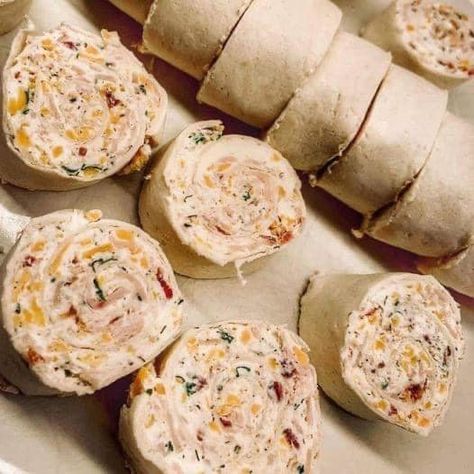 Laura Cashion - If you are looking for another idea for... Turkey Bacon Ranch, Cream Cheese Roll Ups, Cheese Roll Ups, Turkey Roll Ups, Cream Cheese Roll Up, Bacon Roll, Bacon Cauliflower, Tortilla Rolls, Ranch Mix