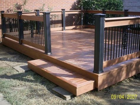 Beautiful ground level deck Backyard Deck Designs, Ground Level Deck, Patio Steps, Floating Deck, Patio Deck Designs, Pergola Lighting, Deck Designs Backyard, Deck Designs, Backyard Pergola