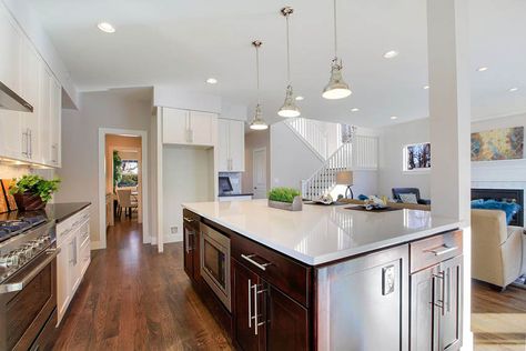 Contemporary kitchen island with column to ceiling Kitchen Island Pillars Columns, Kitchen Island With Support Post, Columns In Kitchen, Kitchen Island Ideas With Columns, Kitchen Column, Unique Kitchen Island Ideas, Kitchen Island With Columns, Kitchen Columns, Unique Kitchen Island