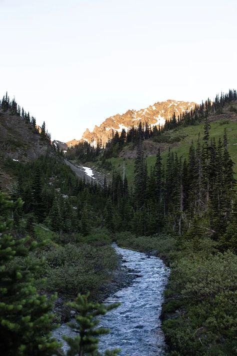 Adventure Friends, Pacific Northwest Travel, Travel Collage, Olympic Park, Crunchy Granola, Outdoor Aesthetic, Backpacking Trip, North Cascades, Camping Spots