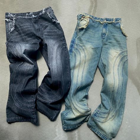 ✦ The Sandstrom Denims from Schwass via @schwass.de w/ @schwass.finn Distressed Baggy Jeans, High Waist Wide Leg Trousers, Y2k Hip Hop, Design Pants, Street Outfits, Mens Bags Fashion, Hip Hop Jeans, Retro Jeans, Trouser Outfits