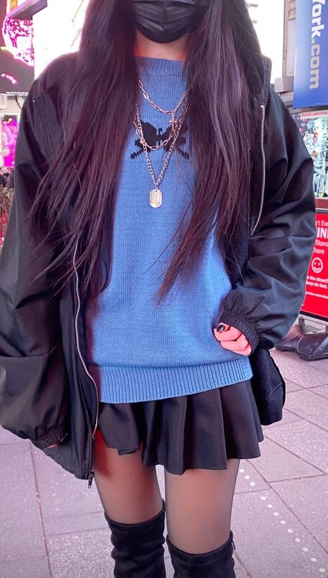 Gamer Outfits Girl, Gamer Style Outfits, Gamer Aesthetic Outfit, Gamer Girl Outfit Aesthetic, Kawaii Gamer Girl Outfit, Gamer Outfits Aesthetic, Gamer Girl Aesthetic Outfits, Gamer Girl Look, Dress Outfit Aesthetic